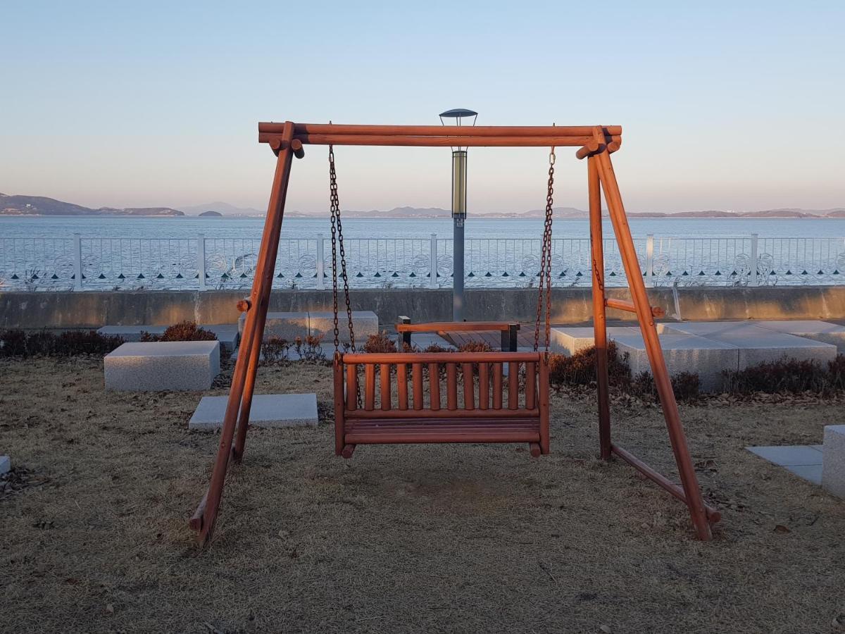 La Vie Est Belle Ξενοδοχείο Ίντσεον Εξωτερικό φωτογραφία